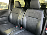 運転席からの視界は良好で、運転操作もスムーズに行えます。安全運転をサポートする、快適な空間です。