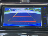 後方の状況を安全に確認できる、リバースモニターを搭載。狭い場所での駐車も、これなら安心ですね。