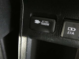 災害時にも安心。家庭用電化製品が使用できるAC100V、1500Wのコンセント付きです。