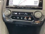 フロント両席にはシートヒーターが付いています!寒い日に便利な装備ですね。
