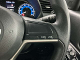 【ステアリングスイッチ】運転中に前方から目線をそらすことなくオーディオ等の操作が可能な便利機能!安心&快適なドライブを演出してくれます。