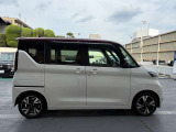 横から見てもスタイリッシュなデザイン、乗り降りもしやすいです。是非、ご試乗ください☆