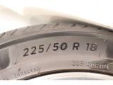 225/50R18    車両装着タイヤサイズです。 タイヤのご相談もトヨタモビリティ石川にお任せください