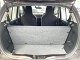 普段のお買い物や通勤、送迎等に十分な荷室スペースを確保しております。セカンドシートを倒すと、大きな荷物の積載も可能です♪