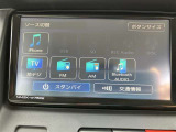 いまや必須装備「ナビゲーション」搭載!知らない場所にスイスイッとドライブ。もう、これなしではハンドルを握れませんね!でも運転中の操作は危険ですのでご注意ですね☆