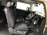 【運転席・助手席】です!実際お座りいただくのが分かりやすいと思いますので、ぜひお気軽にご来店ください♪状態もいいですよ☆