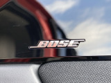 BOSE社との共同開発により室内空間に最適な音響チューニングを施し、クリアで臨場感のあるダイナミックサウンドをお楽しみいただけます。