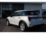 入荷致しました!皆様からのお問合せお待ちしております!!MINI NEXT土浦