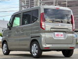 メーカー保証となります。一般保証は新規登録日より初回車検日まで(3年60,000km)、特定保証は新規登録日より5年100,000kmまでとなります。