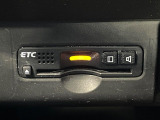 【ETC】高速道路の料金所をストレスなく通過!話題のスポットやサービスエリアに多い「スマートIC」利用時は必須のアイテムです。当店でセットアップを実施、ご納車当日からすぐにご利用いただけます!