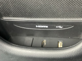 USB入力端子を装備しており、外部機器から音楽を再生できます。