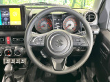 【純正革巻きステアリング】上質な革を使用することで、手にしっかり馴染みとても運転しやすいハンドルです♪
