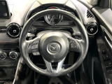 【純正革巻きステアリング】上質な革を使用することで、手にしっかり馴染みとても運転しやすいハンドルです♪