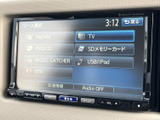 ラジオやCD、SDカードなど、様々なメディアに対応。お好みの音楽を車内で楽しめます。直感的な操作で、誰でも簡単に使えます。