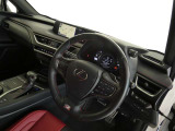 UX 250h Fスポーツ 4WD 