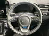 【純正革巻きステアリング】上質な革を使用することで、手にしっかり馴染みとても運転しやすいハンドルです♪
