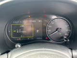 【スピードメーター】メーターがシンプルで見やすく運転しやすいですね!