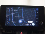 最近の主流ディスプレイオーディオです、スマホと繋いでMAP表示や音楽再生が出来ますよ♪