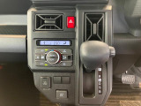 機能、内装・外装の状態、走行距離、修復歴の有無など、細部まで徹底して検査しています!