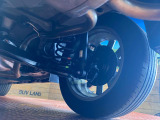 お車を安心してお乗りいただく為には、足回りの定期点検が欠かせません。サービスサポート(有償保証)では無料点検もご提供しており、安心のカーライフをお過ごしいただけるサポート体制が整っています。