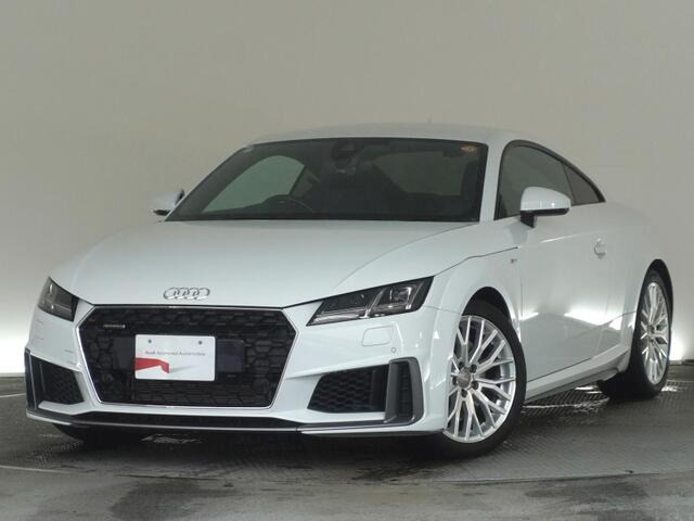 TTクーペ 45 TFSI クワトロ Sラインパッケージ 4WD 