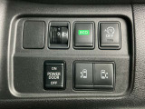 運転席スイッチ部 人気装備の両側オートスライドドア付きで、とっても便利です!!