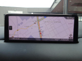 マツダコネクトの8.8インチワイドセンターディスプレイです。『Android Auto』『Apple CarPlay』や独自のコネクテッドサービスに対応したインターフェイスシステムです。