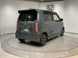 自動車保険・JAFも取り扱っております。また、お客様のご希望で保証延長(有償・一部の車種では取り扱いできません)もご準備しております。