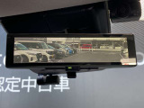 夜間や天候、荷物の積載や人の乗車で見ずらい後方の視界がクリアになるスマートルームミラー