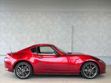 神戸マツダ神戸西インター店は、通常ディーラー+&alpha;の次世代型店舗としてROADSTER EXPERIENCE SPACEの冠を掲げ、「いつでも・誰でも・気軽に会いに行ける」ロードスターUカー専門店。