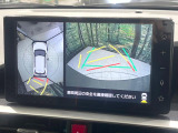 【パノラミックビューモニター】専用のカメラにより、上から見下ろしたような視点で360度クルマの周囲を確認することができます☆死角部分も確認しやすく、狭い場所での切り返しや駐車もスムーズに行えます。