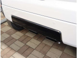 自社工場を3拠点完備しております。重整備やカスタムを始め、ご購入後のお車のメンテナンスも弊社にお任せください。