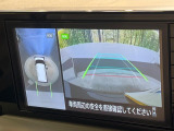 【アラウンドビューモニター】専用のカメラにより、上から見下ろしたような視点で360度クルマの周囲を確認することができます☆死角部分も確認しやすく、狭い場所での切り返しや駐車もスムーズに行えます。