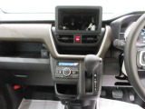 中古車は一物一価、同じようなお車でも、整備状況、外内装の状態など様々です。