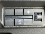 アイドリングストップ搭載!信号待ちなどの停車の際に自動でエンジンが停止してくれるので燃費の向上が期待できます♪
