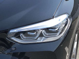 LEDのパワフルな白色光は太陽光の特性に近く、優れた視認性を発揮します。