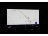 ドライバーが運転操作に集中できるコックピット思想、「タズナコンセプト」が取り入れられたインテリアとなっています