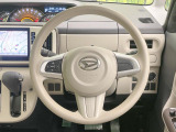 【ステアリングスイッチ】運転中、前方から目線をそらすことなく、オーディオ等の操作が可能な便利機能!安心&快適なドライブを演出してくれます♪