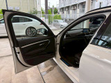 点検整備時に交換が必要な項目(BMW認定指定交換指定部品など)に関しましては、すべて新品の純正部品を使用させて頂きます。※点検項目にはBMWコンピューター診断も含まれます。