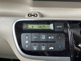 停車中に楽しめるTV機能。ニュースや番組をチェックしながら、休憩時間を有効活用できます。移動の合間にリフレッシュできます。