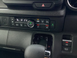 こちらの車両は、試乗車として使用している車両となっております。そのため走行距離の変動がございます。ご了承ください。