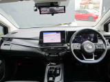 ノート オーテックの運転席廻りになります。