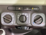 【オートエアコン】車内温度を感知して自動で温度調整をしてくれるのでいつでも快適な車内空間を創り上げます!