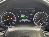 【メーターまわり】ドライバーから見やすい位置にあって安全運転に寄与します。メーターも見やすくてシンプルなデザインになっております。