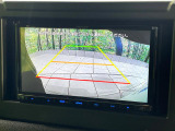 【バックカメラ】駐車時に後方がリアルタイム映像で確認できます。大型商業施設や立体駐車場での駐車時や、夜間のバック時に大活躍!運転スキルに関わらず、今や必須となった装備のひとつです!
