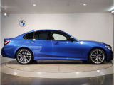 BMWでは重量配分にもこだわりがあり、FRモデルでは50:50とFFモデルでも60:40と前後の重量バランスにこだわり、軽快なハンドリングを実現しております。