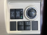 ダイハツディーラーでは「ダイハツ認定U-CAR」という基準を設け、車選びに詳しくないお客様でも「安心して選べる」をご提供しています。