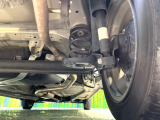 お車を安心してお乗りいただく為には、足回りの定期点検が欠かせません。サービスサポート(有償保証)では無料点検もご提供しており、安心のカーライフをお過ごしいただけるサポート体制が整っています。