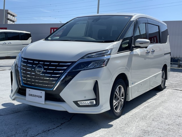 セレナ 1.2 e-POWER ハイウェイスターV 