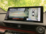 バックモニターで、狭い場所でも安全に駐車できます。周囲の状況を把握しやすく、運転の苦手な方にもおすすめです。